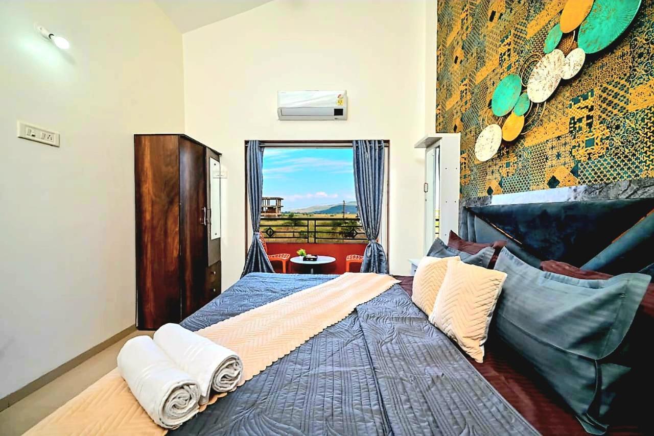 Ll Empyrean Stay Ll Airawat Villa Ll 2Bhk Ll Ac Ll Private Pool Ll Wifi Ll Lonavala Dış mekan fotoğraf